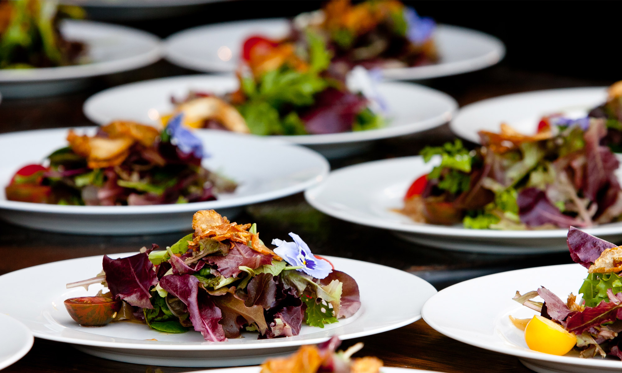 Buffet Style or Sit Down Service? Choosing the Right Meal for your Reception