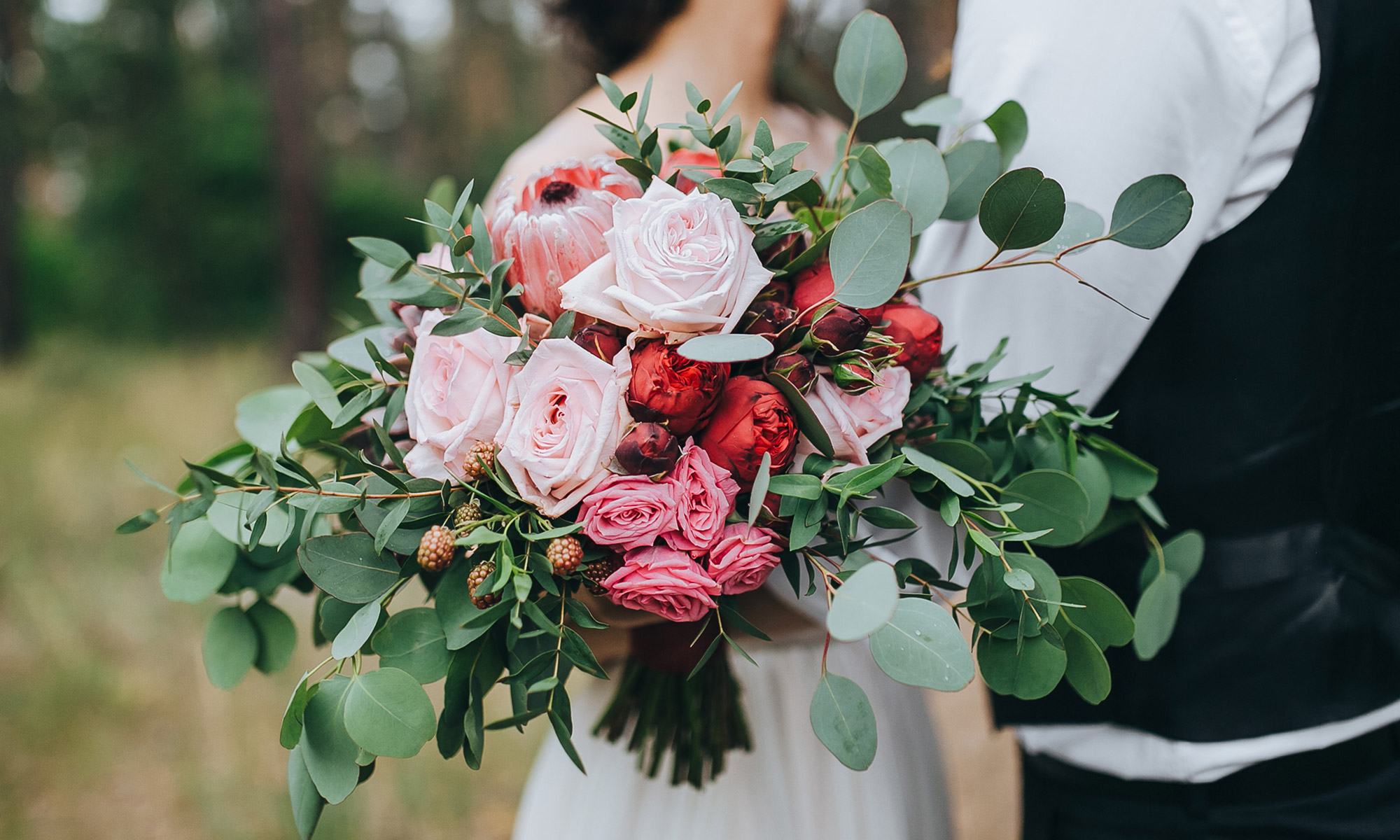 Nontraditional Floral Trends for Your Wedding Centerpieces