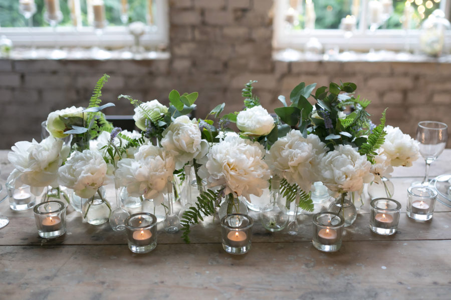 5 Ways to Dress Up Your Sweetheart Table