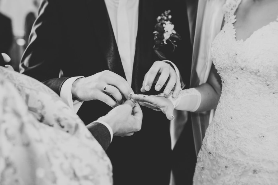 The Ceremony: Tips for Choosing a Venue and Officiant